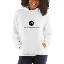 Load image into Gallery viewer, i&#39;m not american | hoodie | italian ♀